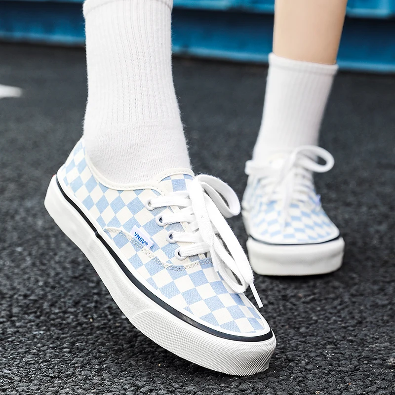 Fashion Women Canvas Shoes Trend Checkered Casual Sneakers Men Comfortable Platform Sneakers Low Top Brand Skateboarding Shoes