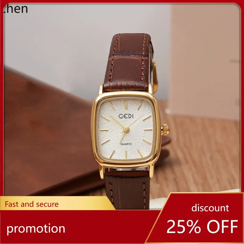V9 high-end women's watch - chic square crystal quartz watch with vintage genuine leather strap