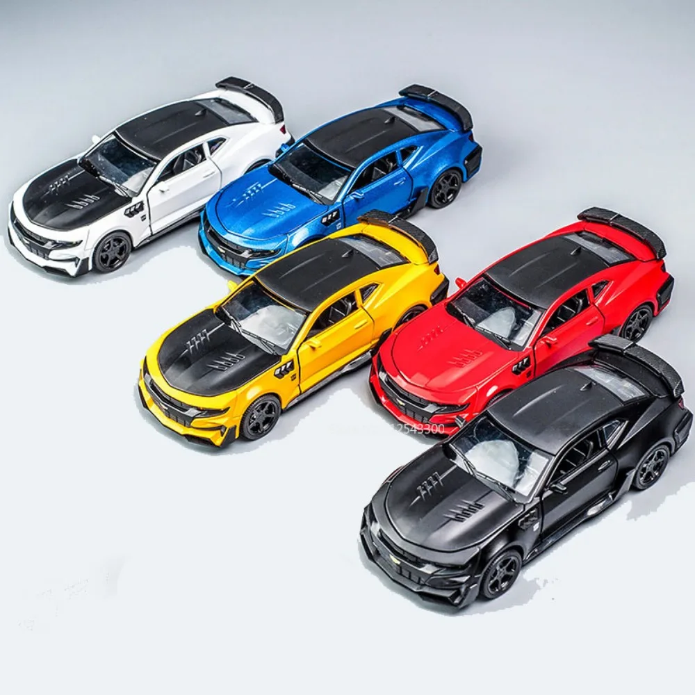 1/32 Chevrolet Camaro Car Model toy Alloy Diecast Pull Back with Sound Light Kids model Toy Car Collection For Children\'s Gifts