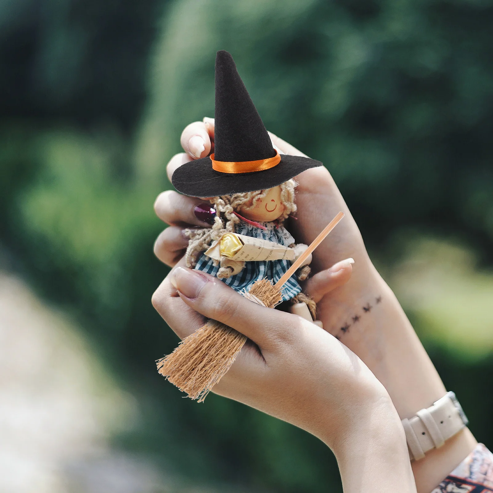 

6Set Hat Broom Set Halloween Decorations Miniature Witch Hats for Party Craft Supplies Miniature Party Hats Broom