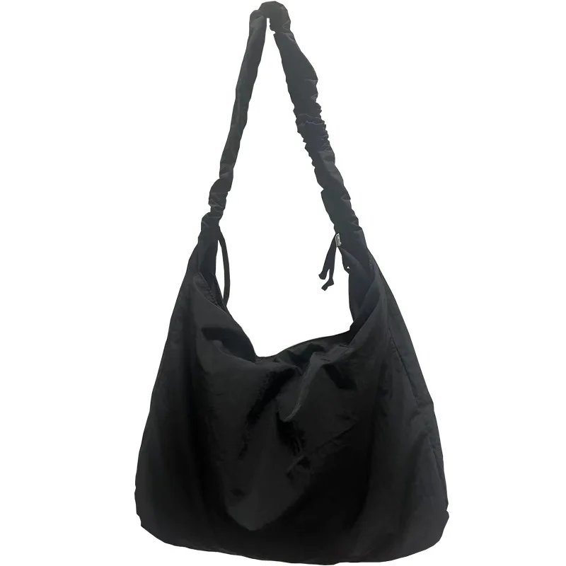 Borsa classica con coulisse pieghettata Cloud - Borsa a tracolla in nylon Borsa tote in tinta unita di grande capacità