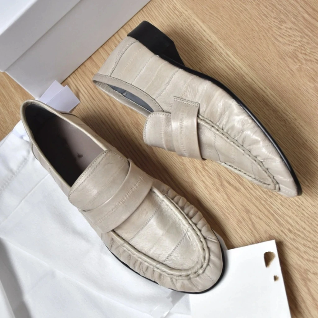 NONE 25-jährige neue, plissierte, lässige Unisex-Loafer aus weichem Eal-Leder 6