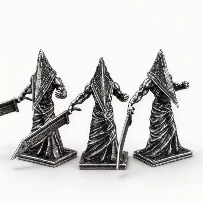 Hand‑Crafted Solid White Copper Pyramidal Helmet Warrior Mini Figurine Model Desk Car Ornament Gift for Male Hobby Collectors