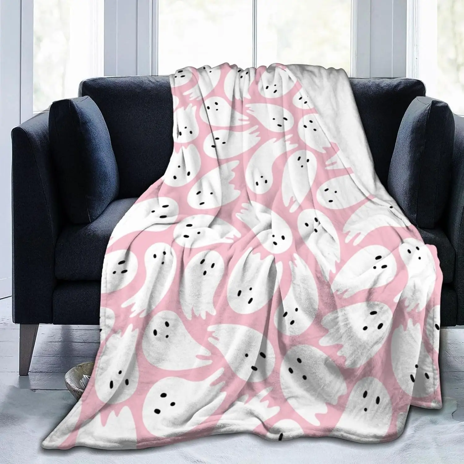 Pink Ghost Blanket for Girls Women Kids Flannel Plush Cute Throw Blanket Soft Cozy Throw Blankets for Couch Bed Sofa Halloween Living Room Decor Blankets Gifts for All Season 50x60 Inch