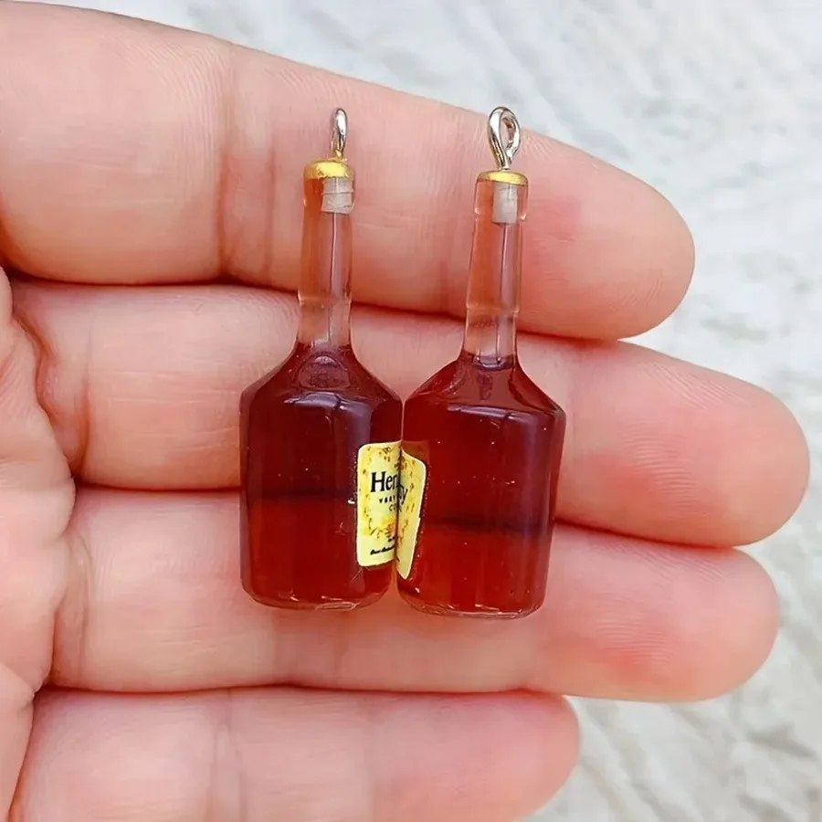 2 قطعة/الوحدة الراتنج محاكاة ثلاثية الأبعاد زجاجة الكحول سحر قلادة ل القرط المفاتيح Diy بها بنفسك صنع المجوهرات النتائج الإكسسوارات