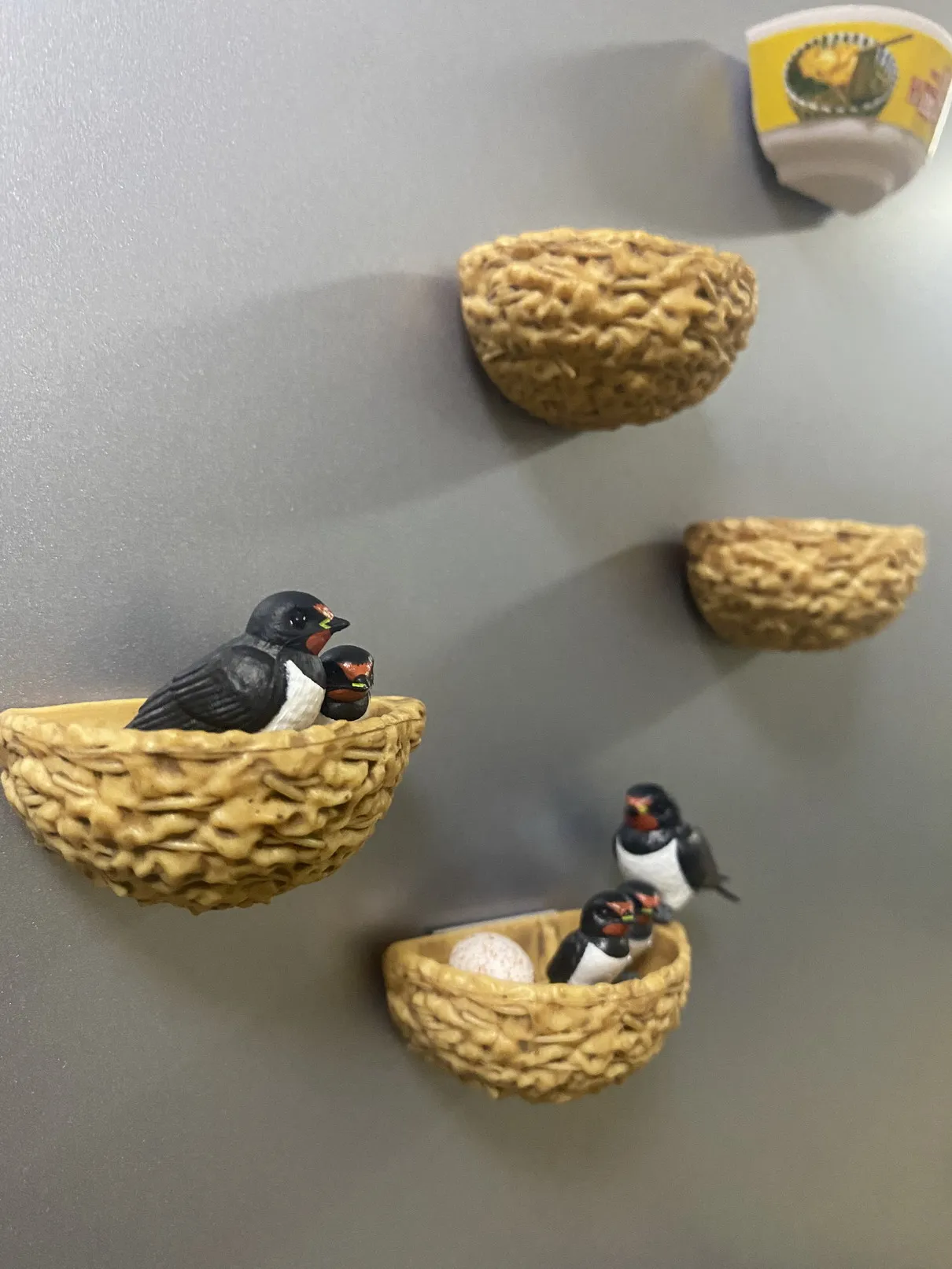 BANDAI Genuine Swallow Nest Bird's Nest Model Fridge Stickers Twisted Eggs In Stock Animation Static Model