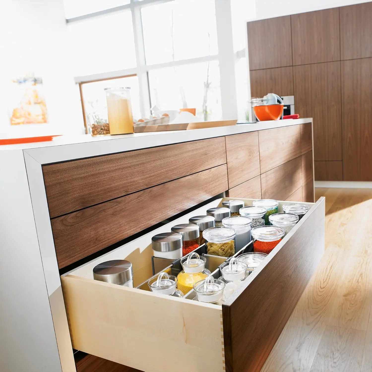 Blum TANDEM plus BLUMOTION Concealed Undermount Drawer Slides (Runners) Kit, 18-Inch, Full Extension, Soft-Close, Steel, 100 lb. Load Capacity for Wood Drawers (6 Kits)