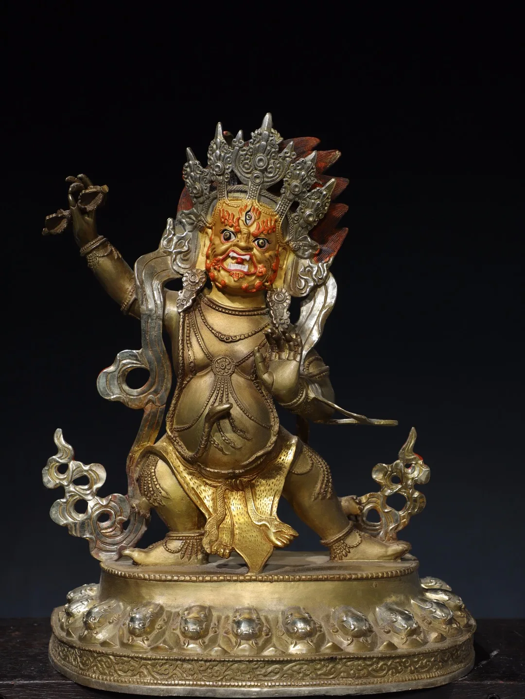 

18"Tibetan Temple Collection Old Bronze Gilded Painted Face Vajrayana Bodhisattva Buddha Backlight Worship Hall Town house