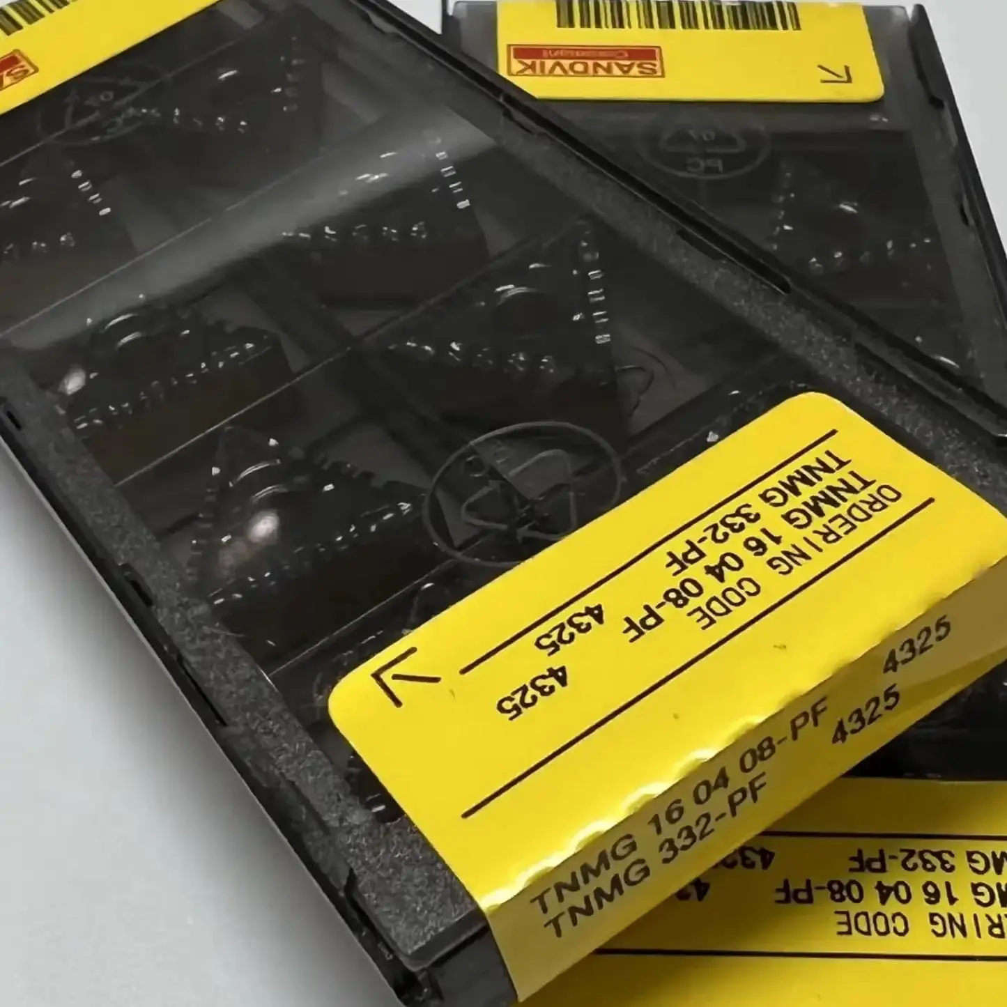 

TNMG160408-PF 4325 Alloy blade 10 PCS