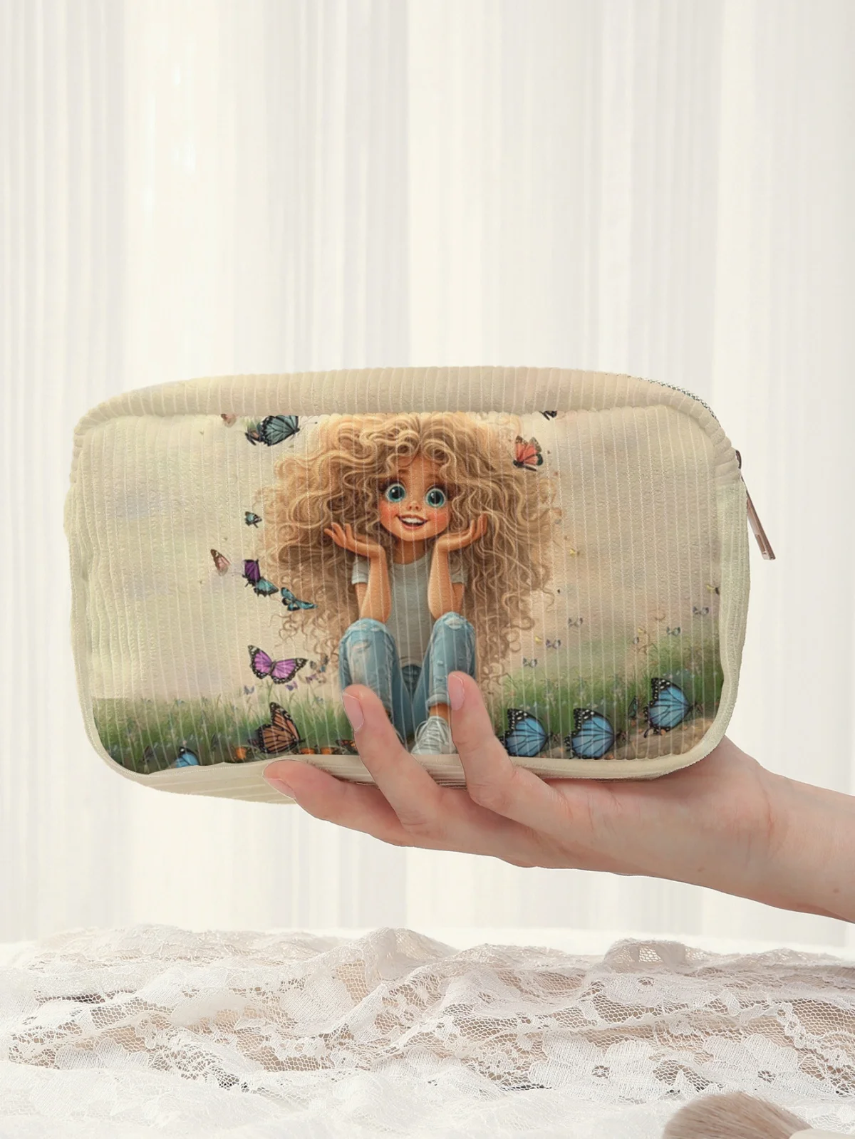 

Healing Fairy Tale Style Curly Girl with Butterfly Pattern Cosmetic Bag Large Capacity Travel Toiletries Bag Ladies' Makeup Stor