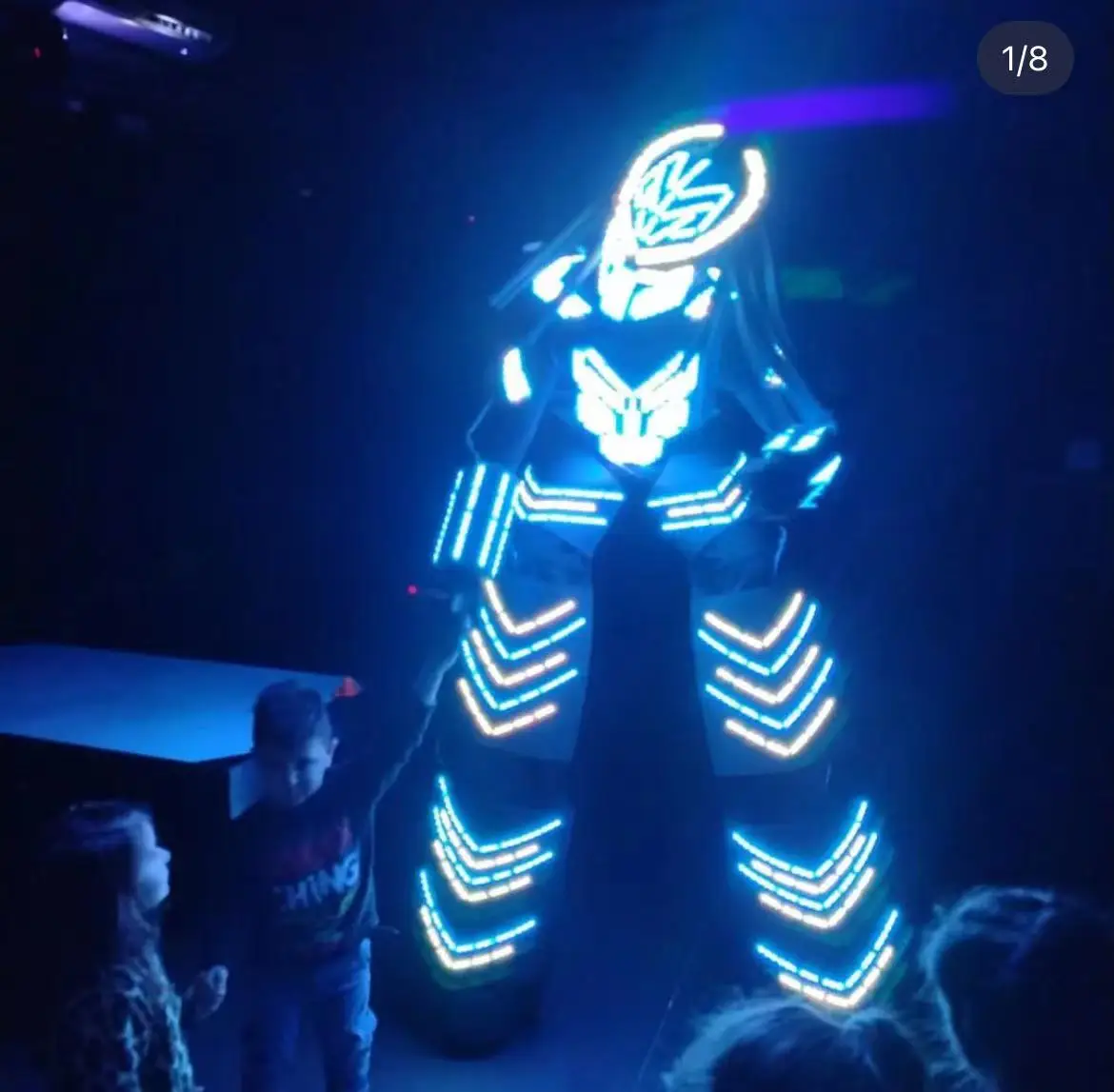 Kyoman-Disfraz luminoso de andador, traje de Robot depredador de tacón alto, casco láser, ropa