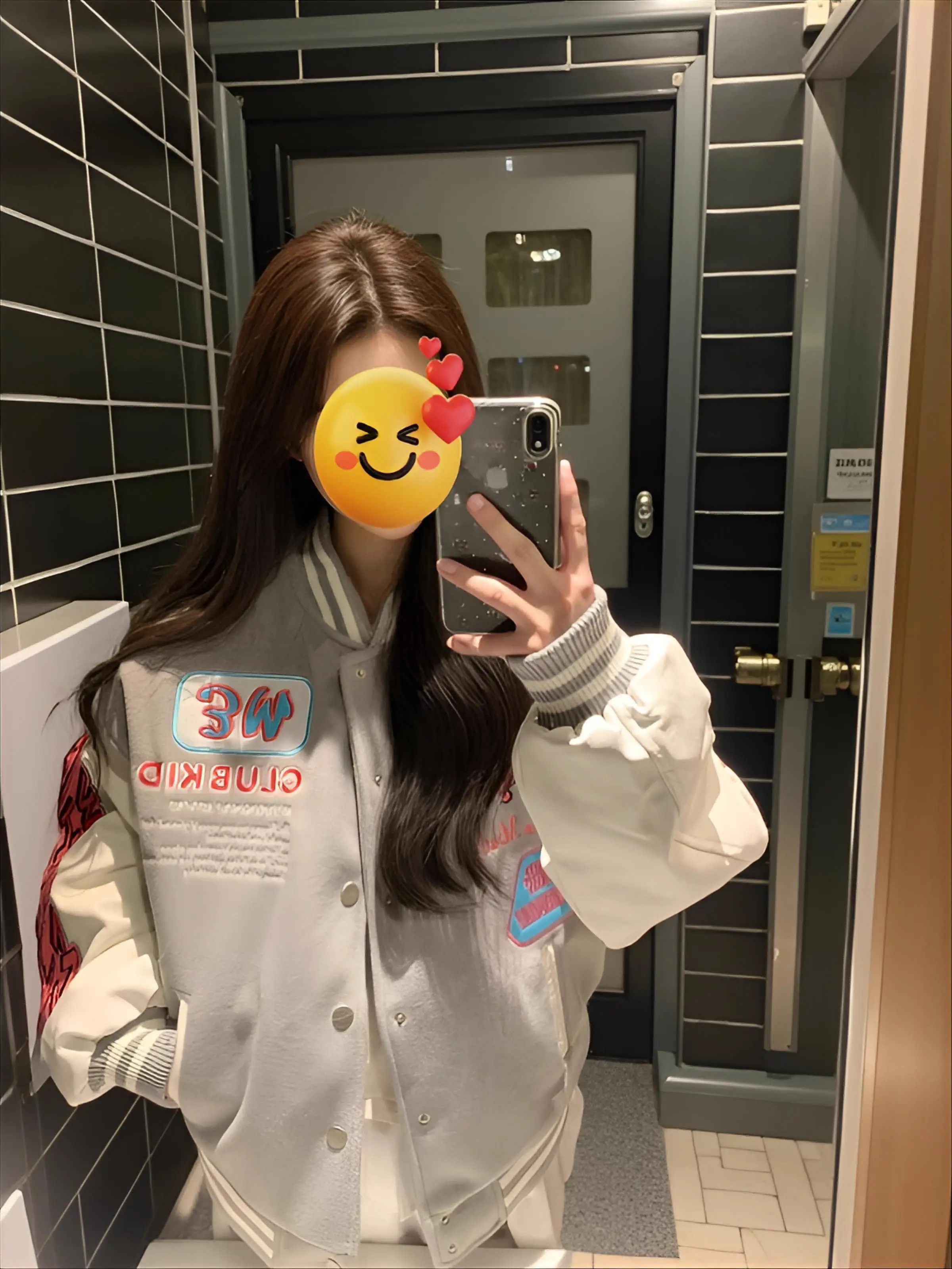 

Бейсбольные куртки Y2K женские осенние, классические, износостойкие, с контрастными вставками, матовые, в стиле Varsity, с принтом C-Print, облегающие, визуально стройнящие, в стиле ретро