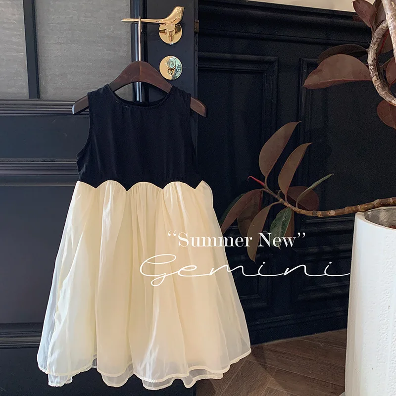 Summer Childrens Wear Girls 2024 Summer Black and White Sleeveless Dress Design Sense Little Girl Sweet and Cute Dress