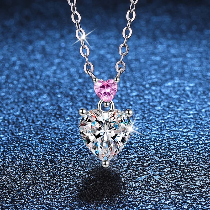 

18K platinum diamond pendant, D color moissanite necklace, PT950 plated platinum double heart clavicle chain gift