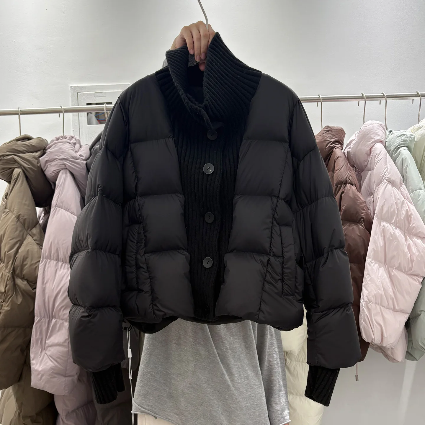 سترة نسائية شتاء 2025 سترة خبز قصيرة جديدة على الطراز الغربي سترة كورية فضفاضة محبوكة مرقعة #5