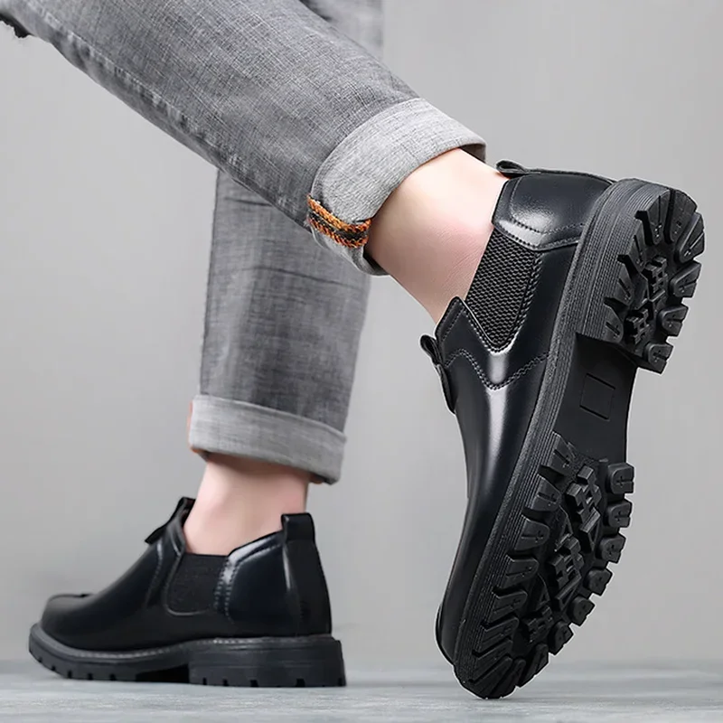 Men's Casual Shoes British Tooling Trendy Shoes Mens Chelsea Single Boots Slip-on Round Toe Retro Men Shoes Men Fashion Sneakers