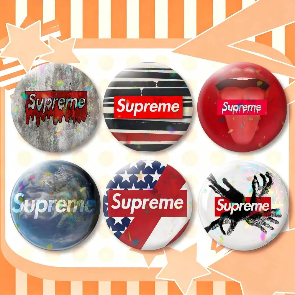 C-Classic brand S-Supreme  25mm 32mm 44mm 58mm 75mm Brooches Badges Pins for Accessories Gift