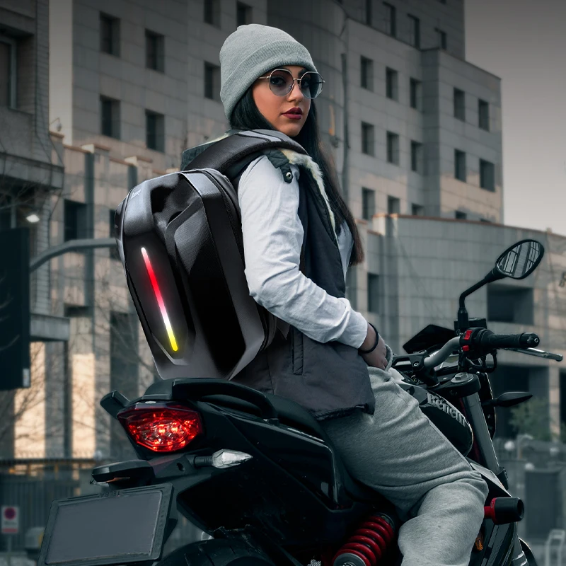 

LED Motorcycle Cycling Backpack For Man Knight Helmet Backpack For Woman Business Travel Locomotive Riding Backpack New