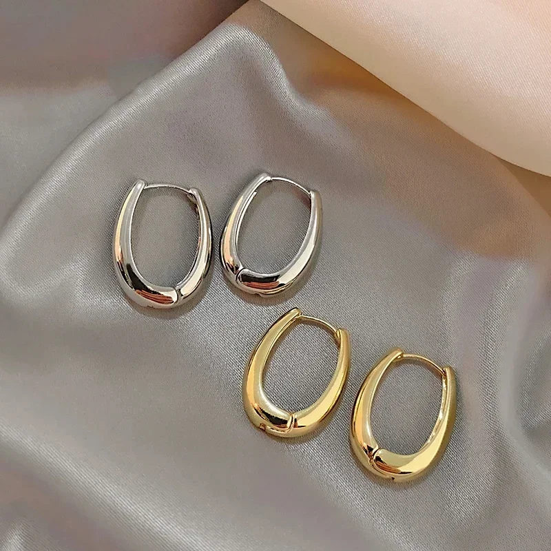 Trendy Vintage Metal Drop Round Hoop Earrings for Woman Korean Elegent Geometry Earrings Jewelry Prevent Allergy Party Gift