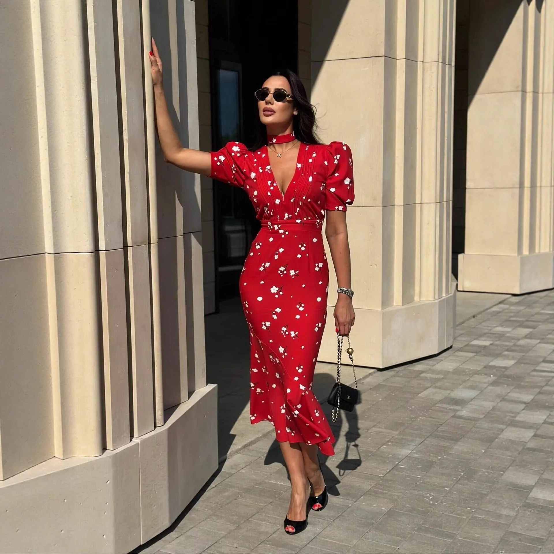 

2026 Summer New French Sweet Design Slim Bubble Sleeve Floral Dress