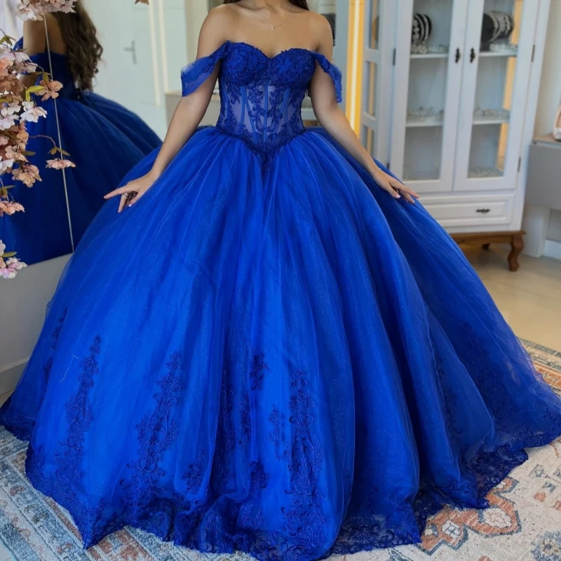 

Королевское синее блестящее платье Quinceanera с открытыми плечами и аппликацией из кружева и бусин, тюлевое платье для вечеринки, дня рождения, сладкое платье 16, Vestidos De 15 Anos