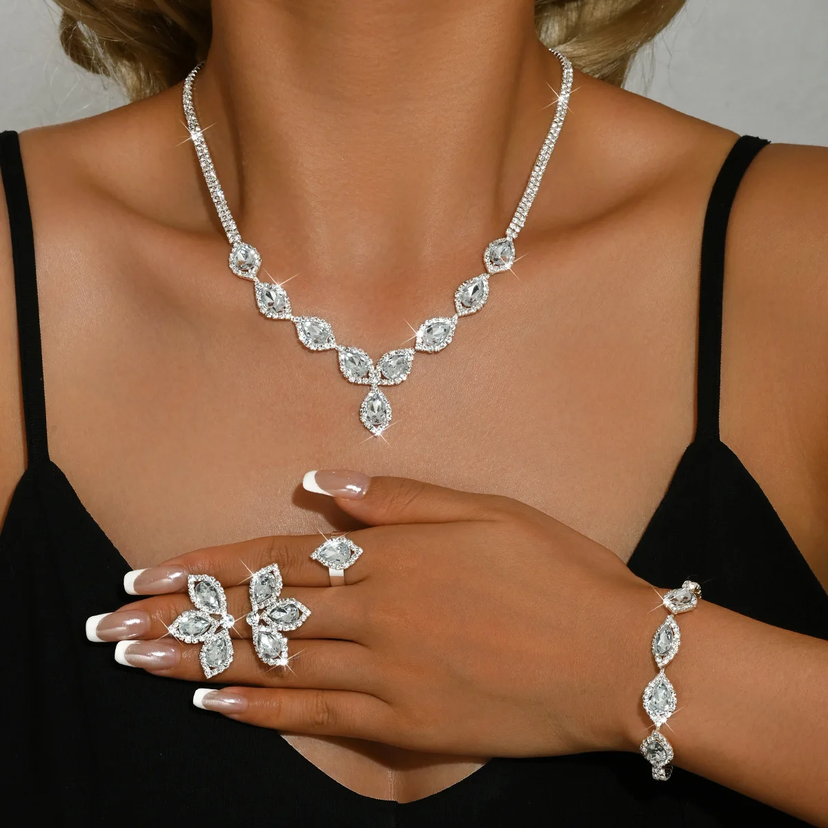Eco Friendly New Fashion Sparkling Drop Pendant Necklace Earring Ring Bracelet Women High End Jewelry Set