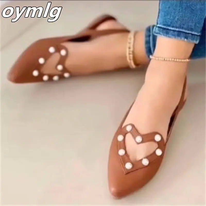 Large casual flat shoes female pointed hollow diamond beaded heart shaped sweet single shoes