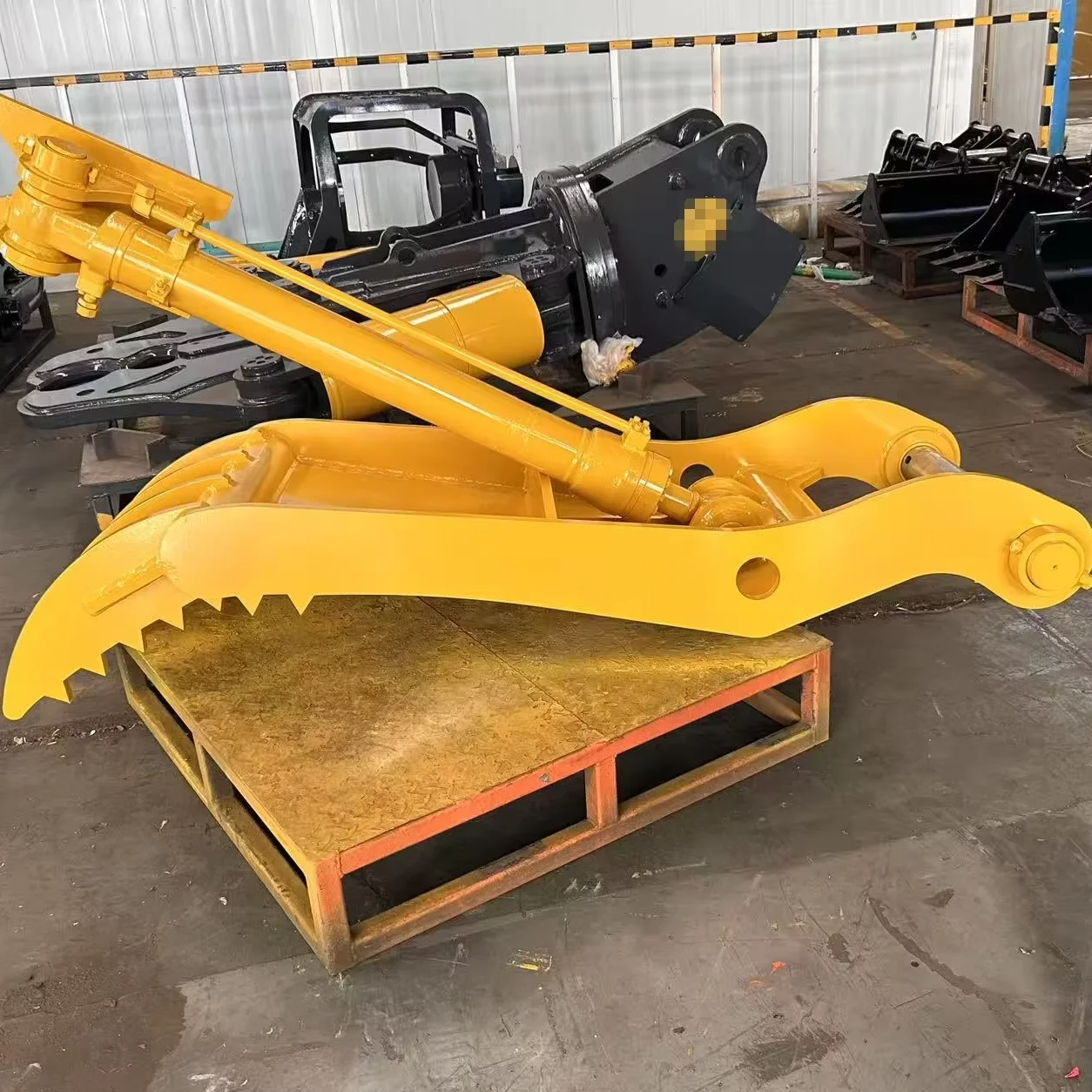 MONDE New Customizable Construction Hydraulic Thumb Grab Excavator Attachments with Gearbox for 6-30 Ton Excavators