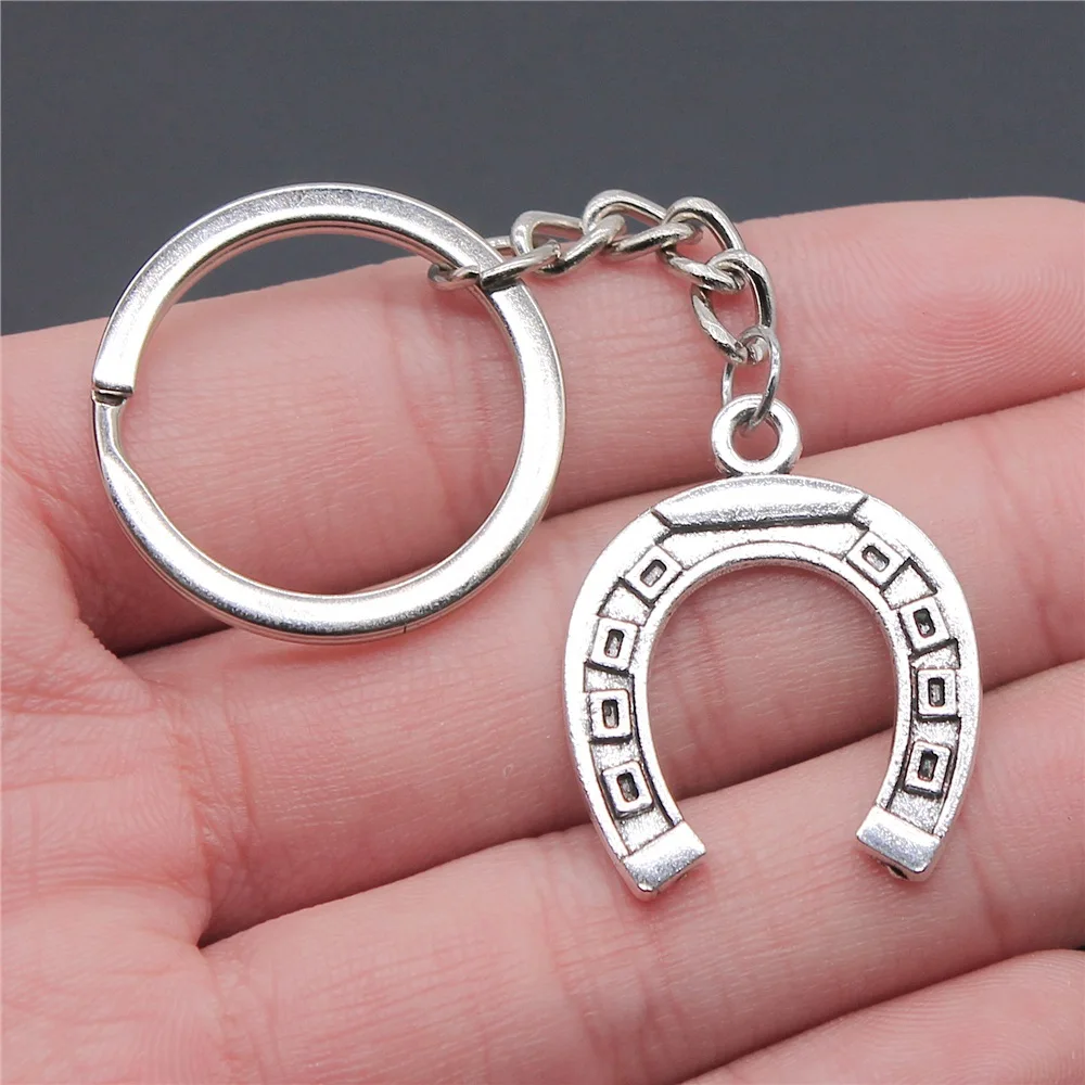 Dropshipping Antique Silver Color 30x24mm Horseshoe Pendant Keyring Souvenirs Gift