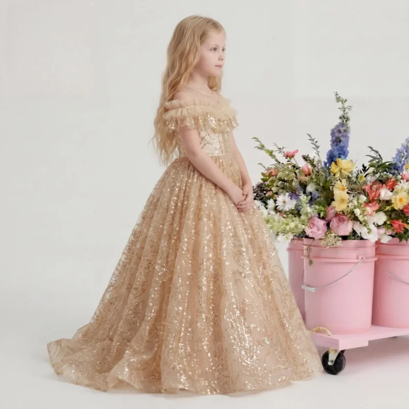 Champagne Gold Sequin Tulle Flower Girl Dress Off Shoulder Ruffle Neck Floor Trailing Train Kids Gown Wedding Bridesmaid