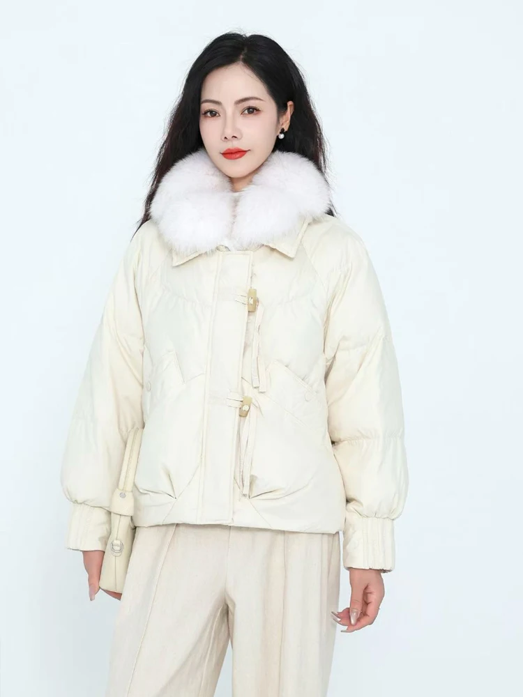 سترة نسائية فاخرة بياقة من الفرو الحقيقي للشتاء الدافئ 2026 معطف منتفخ قصير عالي الجودة ملابس خارجية كبيرة الحجم للسيدات INKEO DJ630