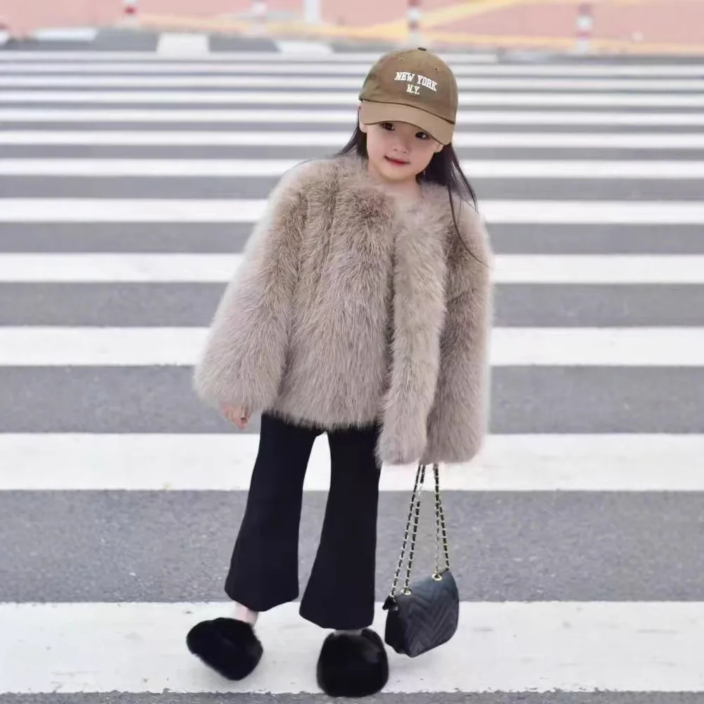 

New Girls Coat Imitation Fox Fur Grass Coat 2025 Autumn/Winter Korean Edition Stylish Thick Fur Top