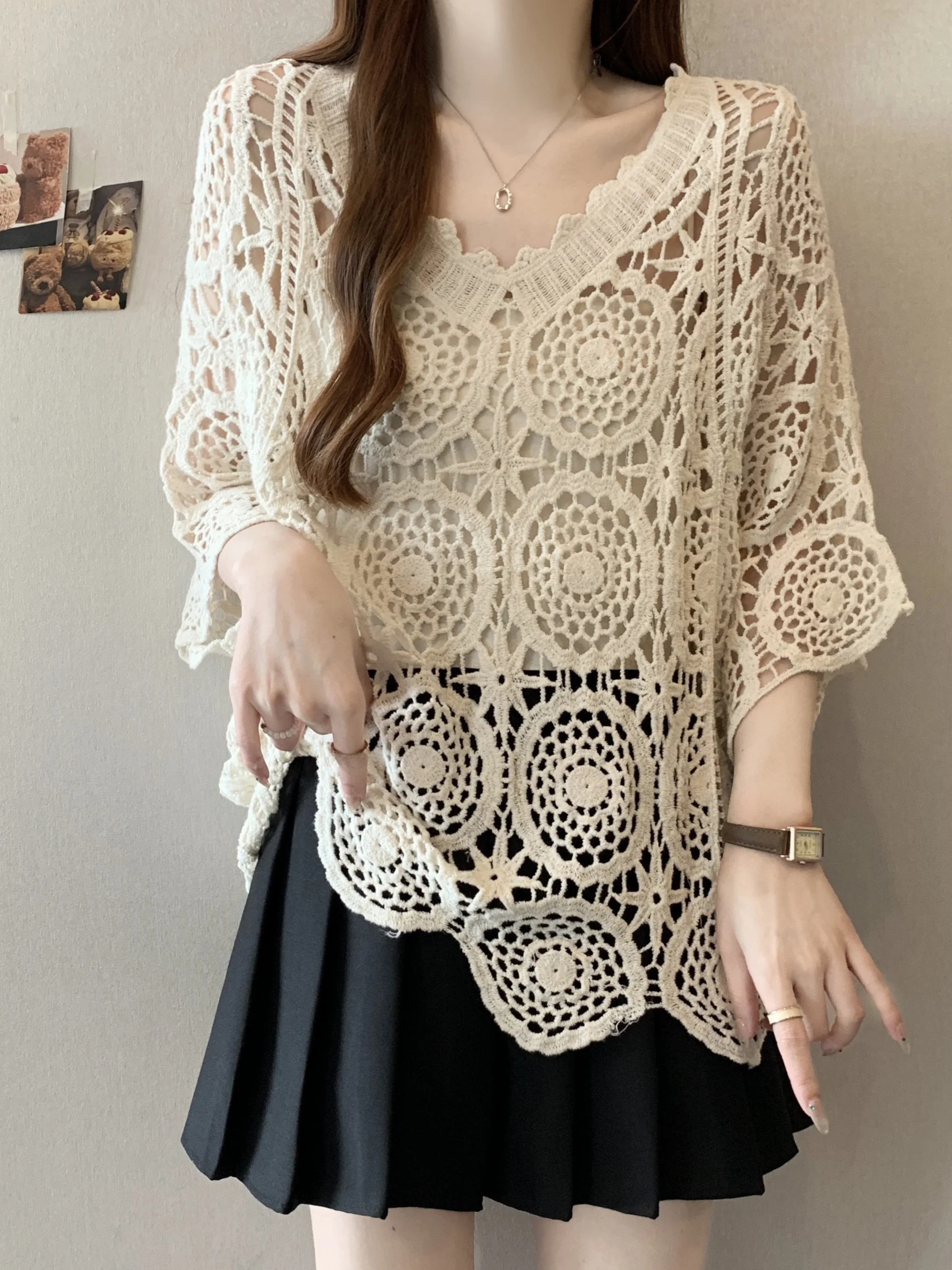 

n Sle Knitted V-Ne Sweater Women's Batwing Sve Outerwear Summer Casual Loose Fit Korean Version Hook Lace Hollo...