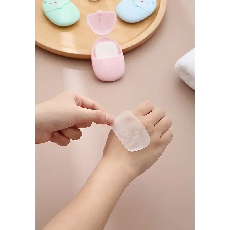 100Pcs Portable Disposable Cleaning Soap Paper Cartoon Travel Paper Soaps Cute Bear Paper Soap Tablets for Travel Soap Sheets