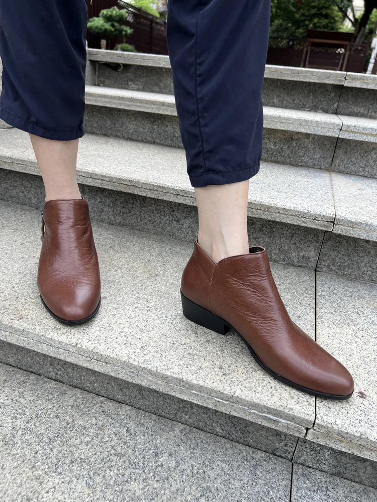 

Кожаные ботинки челси для женщин, короткие ботильоны на массивном каблуке, универсальные, модные, осенне-зимние, новые, с круглым носком