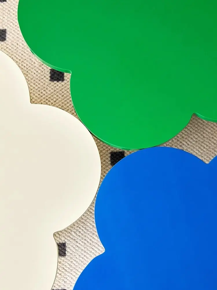 Mesa de centro de flores nórdicas em formato especial, casa, sala de estar, simples, verde, pequeno apartamento, designer, criativa, mesa baixa