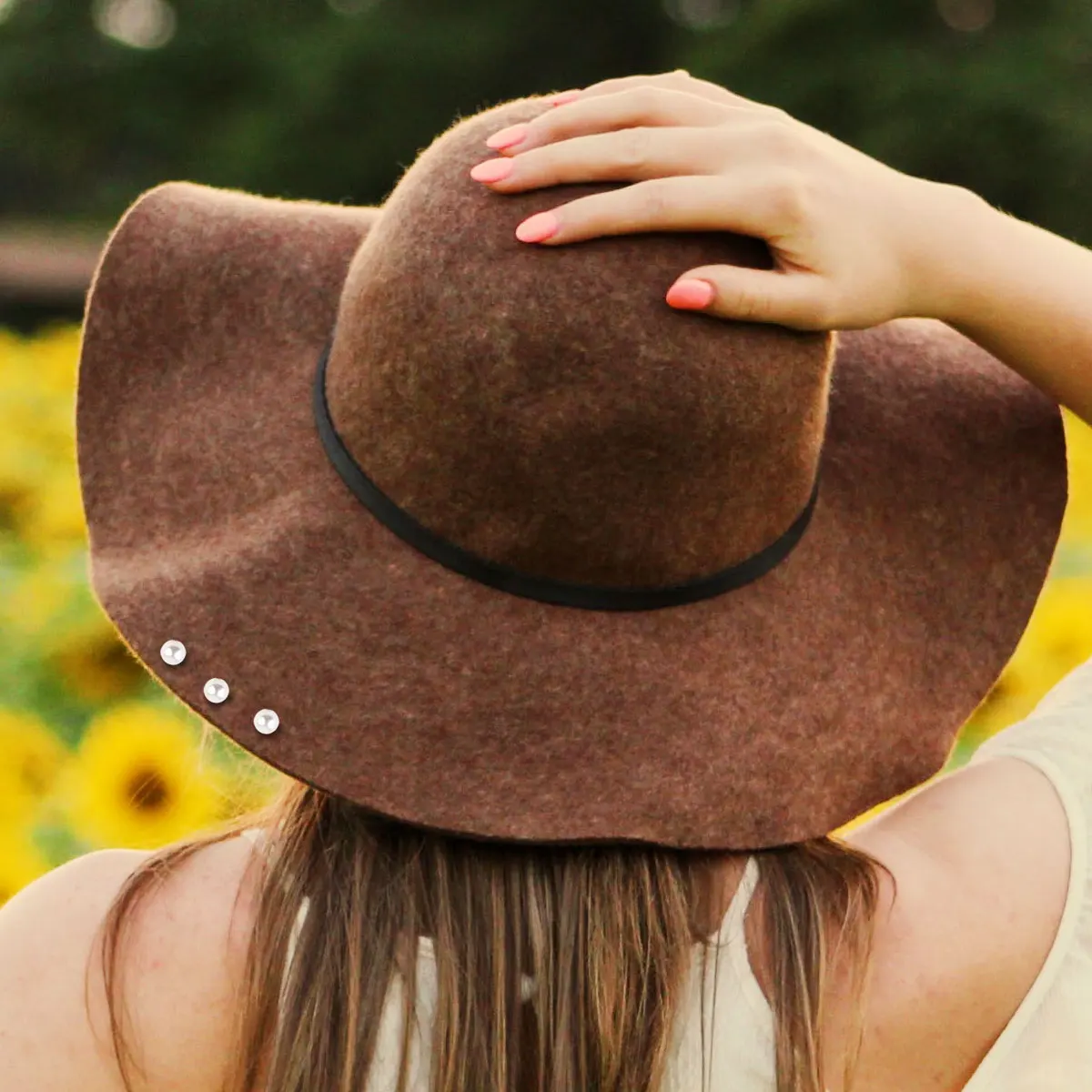 

100Pcs Simulated Pearl Pendant Durable DIY Jewelry Accessory Half Hole for Earring Necklace Making White 0.8x0.8cm