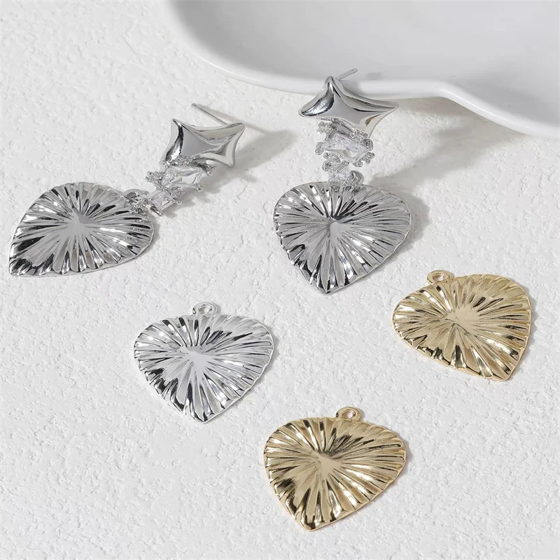 

Wholesale 40pcs/lot folds effect cartoon hearts shape copper floating locket charms diy jewelry garment pendant accessory
