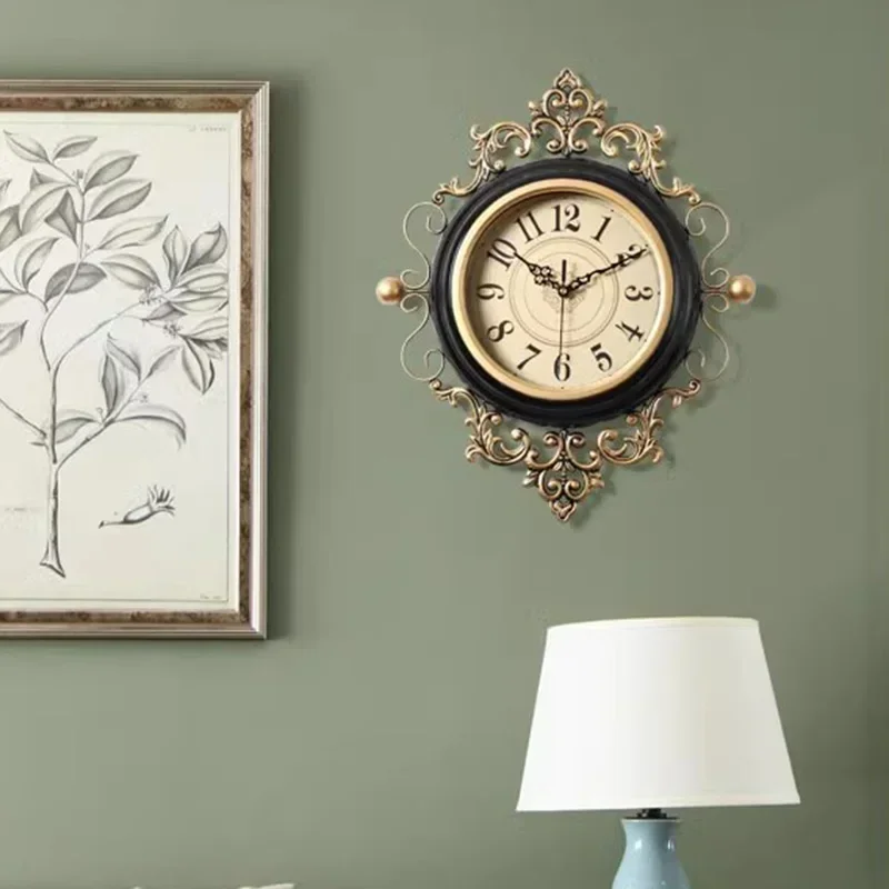 French Vintage Retro Luxury Wall Clock Mid Century Modern Silent for Living Room Elegant Home Decor