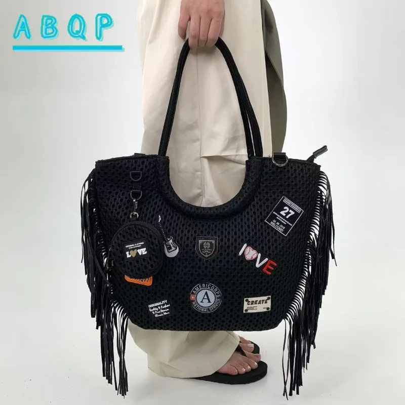 حقيبة كتف نسائية عصرية شبكة نايلون مهدب حقائب ساع شخصية حمل حقيبة سعة كبيرة حقيبة السفر في الهواء الطلق