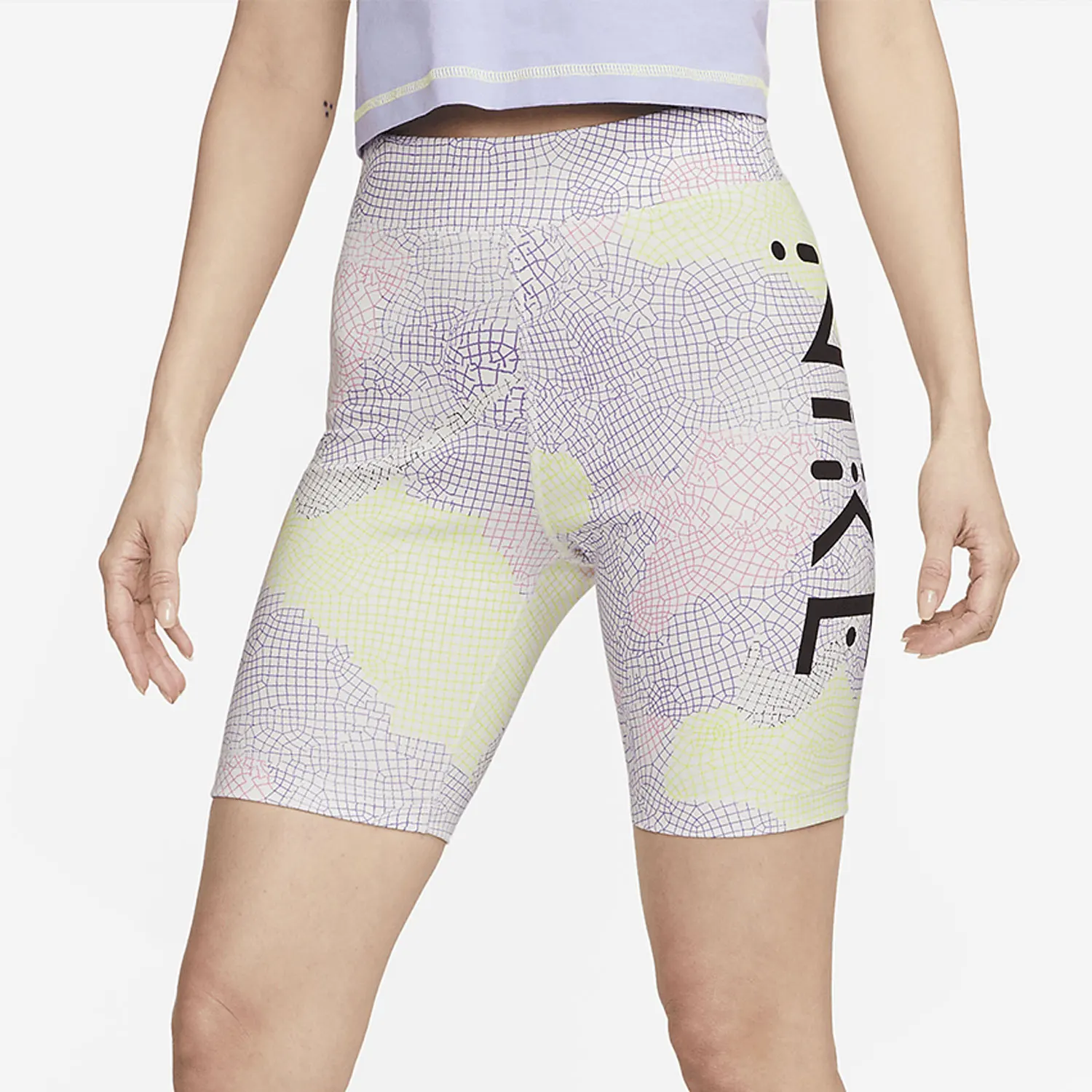 

Новые женские спортивные шорты Nike Authentic Spring с принтом для велоспорта DV8081-702