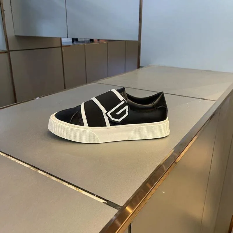 

Мужские кроссовки, дышащие универсальные студенческие кроссовки на толстой подошве, повседневная обувь без шнуровки для мужчин, кроссовки с застежкой на липучке