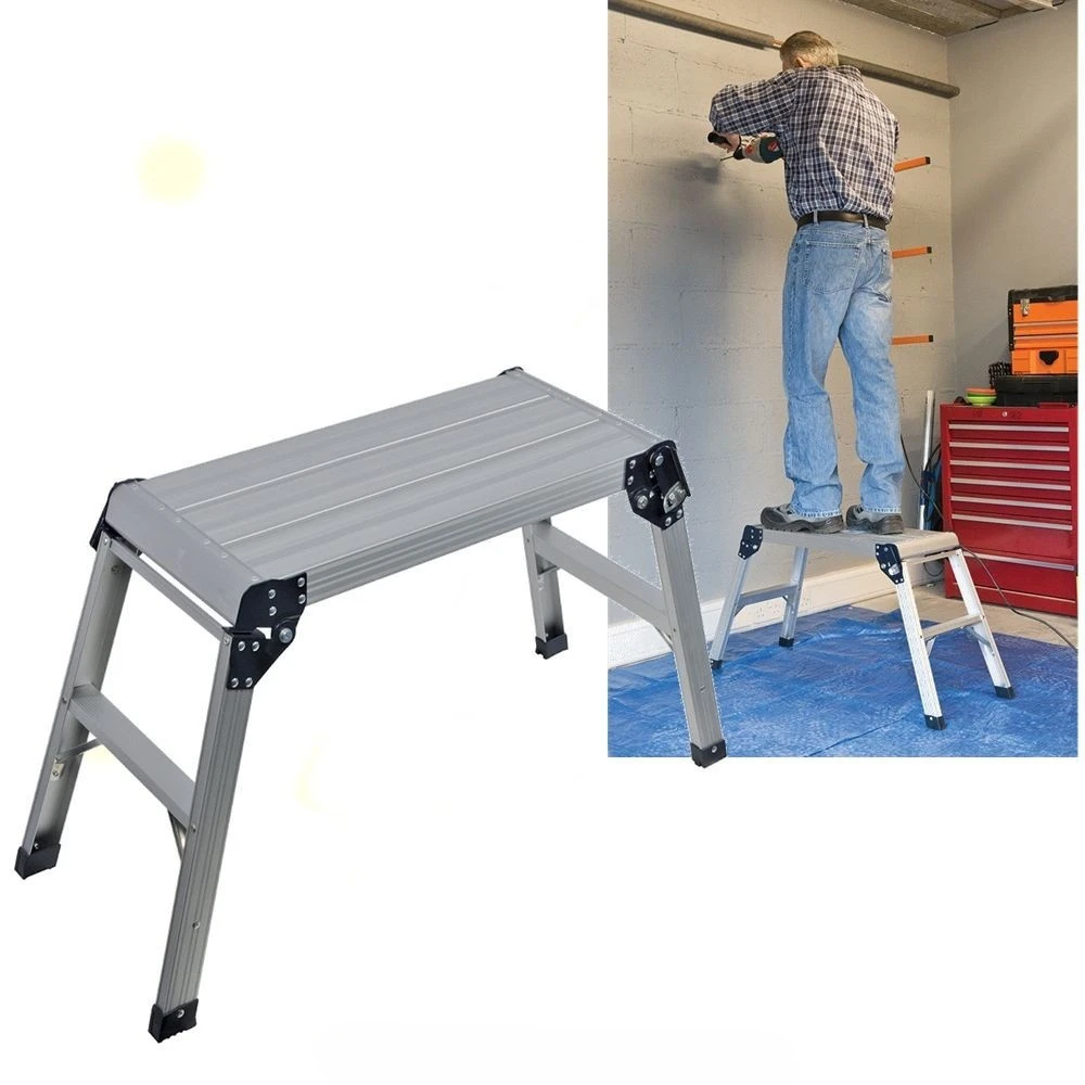 A work platform with EN131 certification of 600 * 600mm