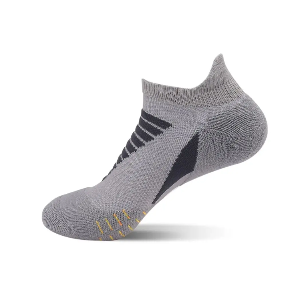 1 Pair Comfortable Cushioning Breathable Performance Low-Top Ankle Sports Running Socks Football Socks Soccer Socks