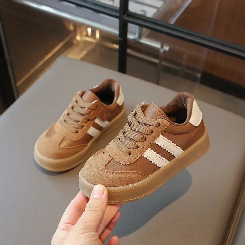 

Children Winter Boys Fleece Sneaker Foreign Style Thermal Board Shoes Sports Shoes Girls Soft Soled Cotton Casual Shoes Neutral