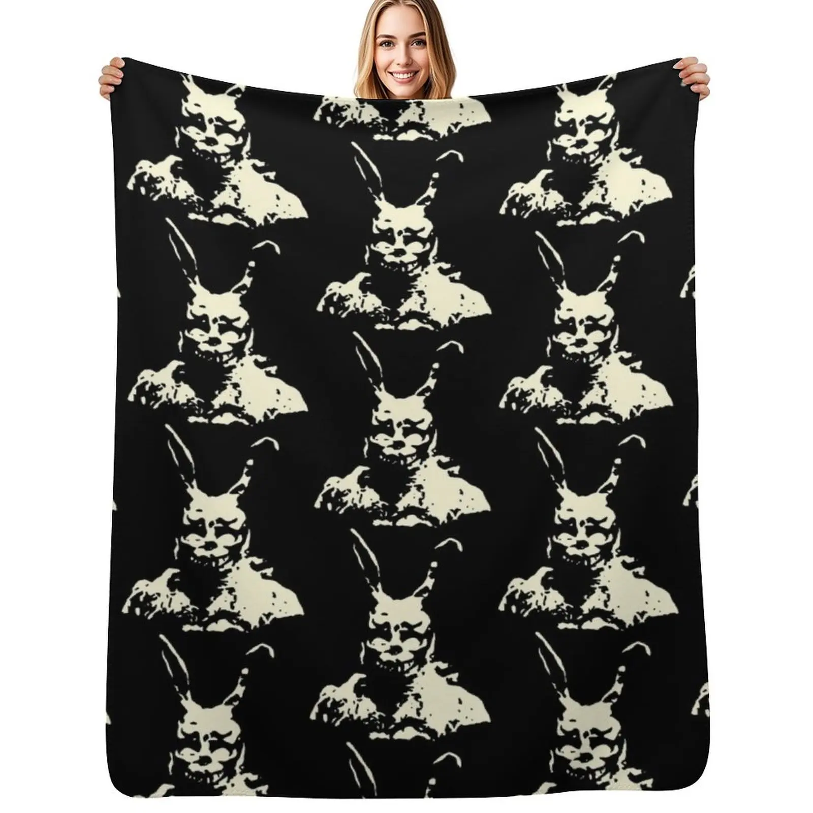

Frank - Donnie Darko Throw Blanket Stain Resistant Cozy Warm Blanket