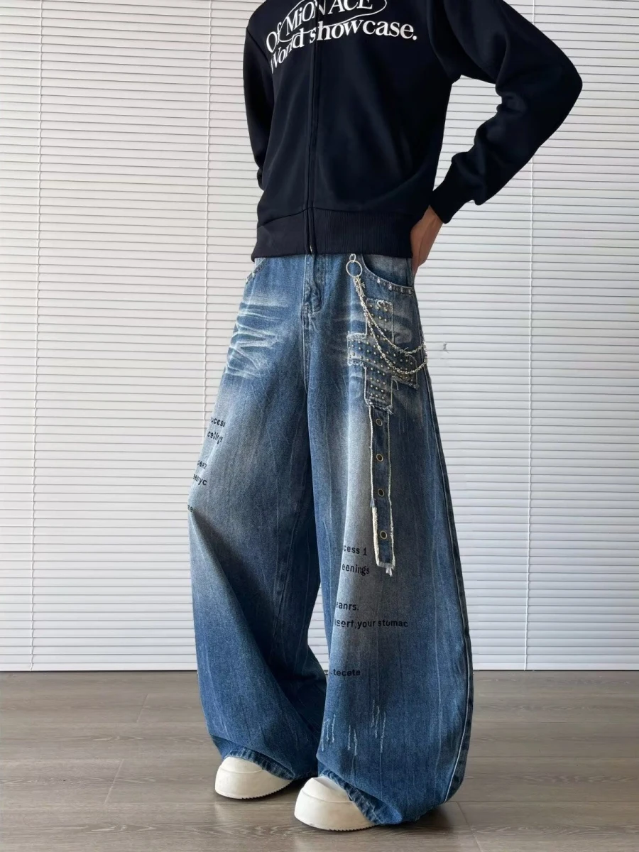 

Мужские джинсы в американском ретро-стиле с принтом, высокая талия, прямые штанины, осенне-зимняя новинка, дизайнерский пэчворк