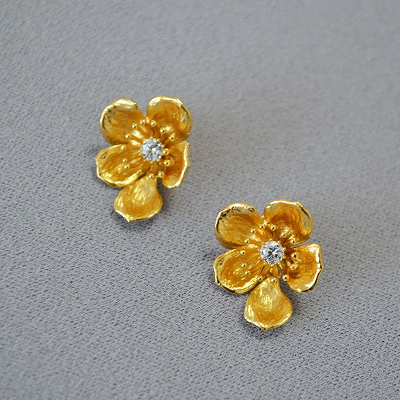 

Brass Retro Floral Drop Earrings Women Jewelry Punk Party T Show Gown Runway Korean Japan INS