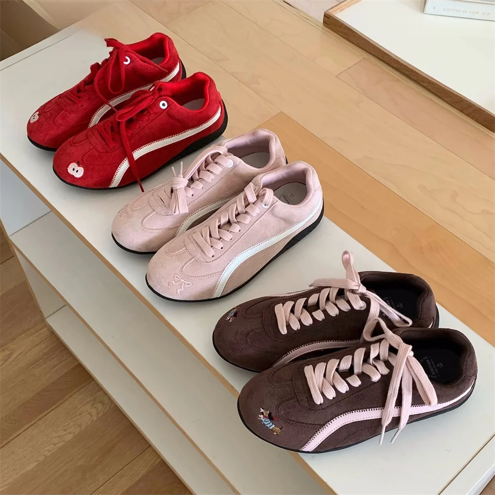 

Милые женские кроссовки Dequn из оксфордской ткани с вышивкой, ретро-стиль, низкие, повседневные, на плоской подошве, с резиновой противоскользящей подошвой, для осени и зимы