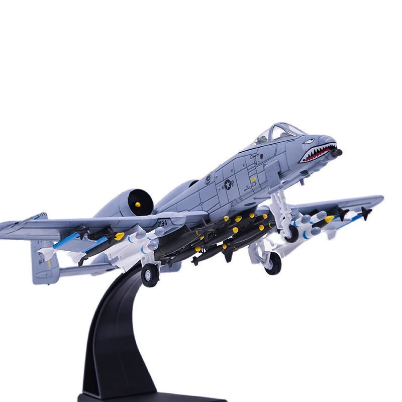 Woma Model pesawat serangan Merek 1:100 skala US A-10 Thunderbolt II ornamen koleksi Model pesawat terbang Ornaments